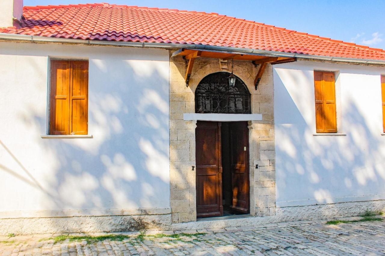 Silver Hill Guesthouse Gjirokastra Kültér fotó