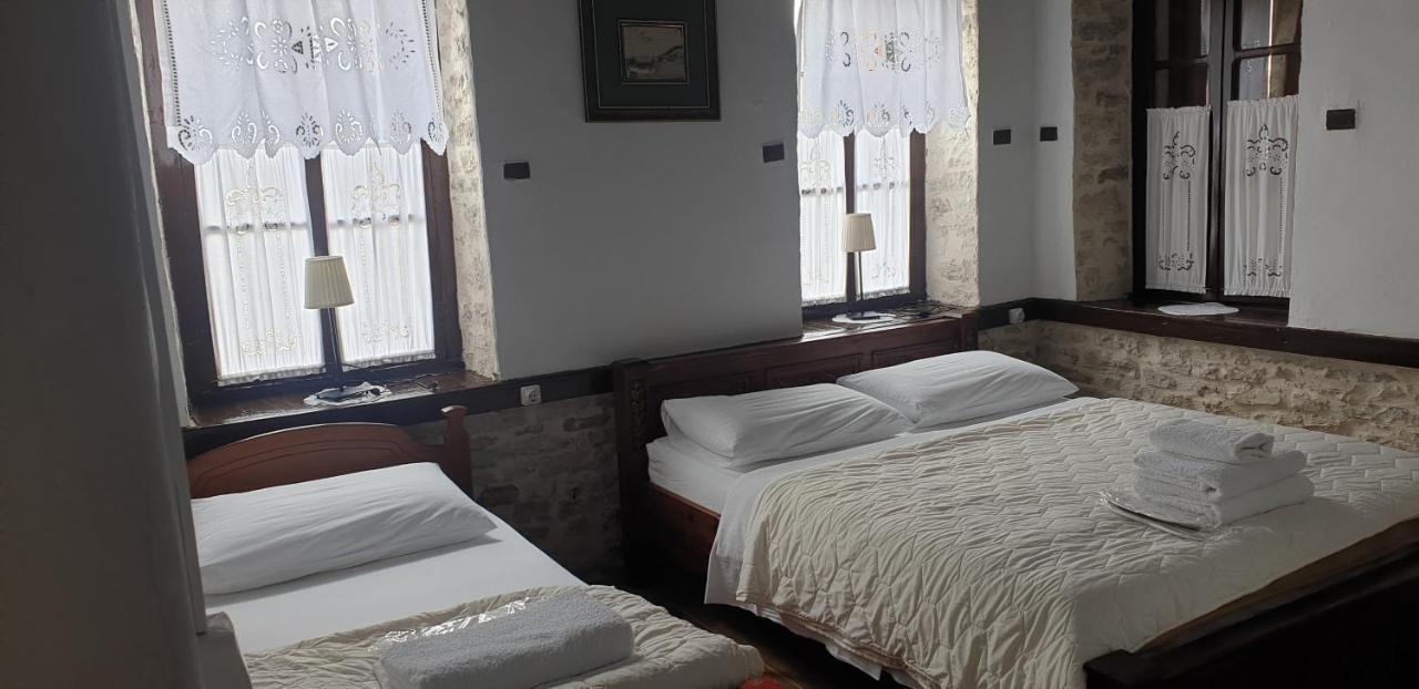 Silver Hill Guesthouse Gjirokastra Kültér fotó