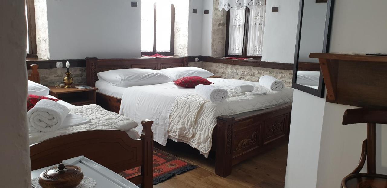 Silver Hill Guesthouse Gjirokastra Kültér fotó