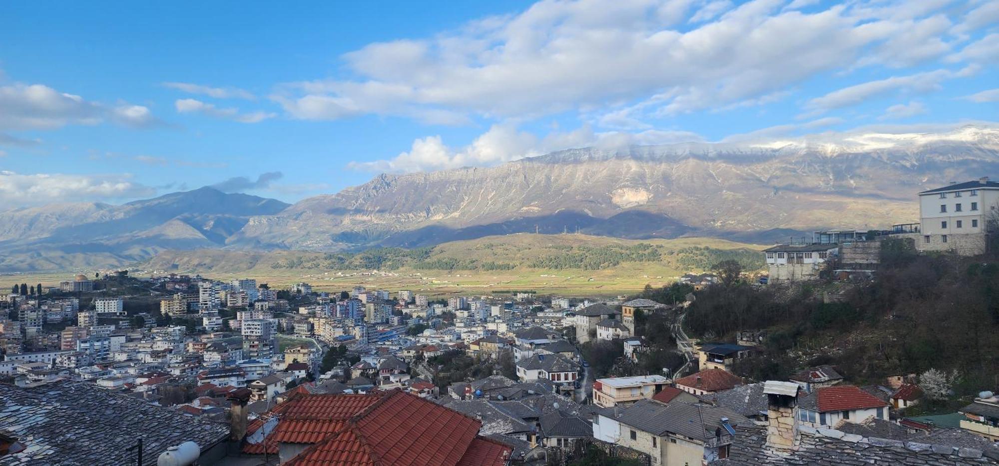 Silver Hill Guesthouse Gjirokastra Kültér fotó