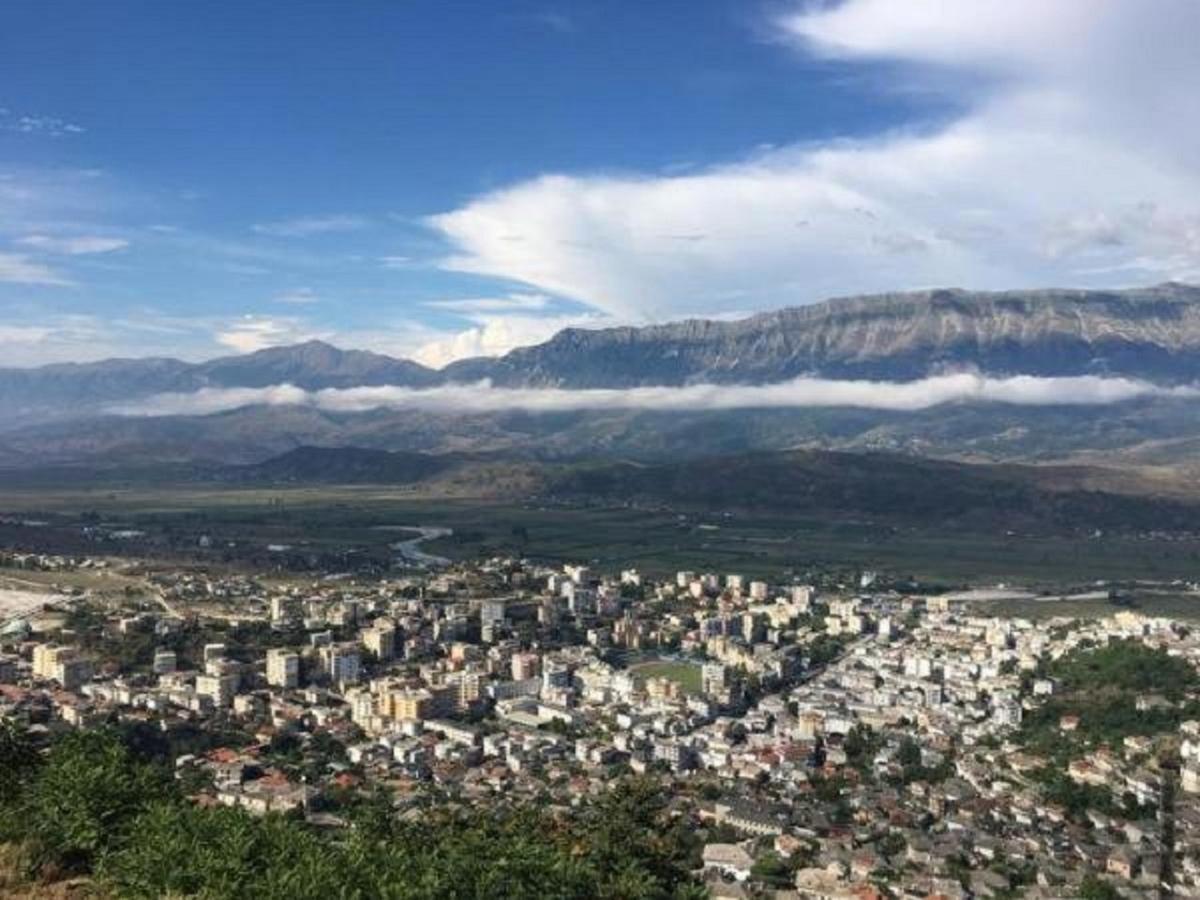 Silver Hill Guesthouse Gjirokastra Kültér fotó