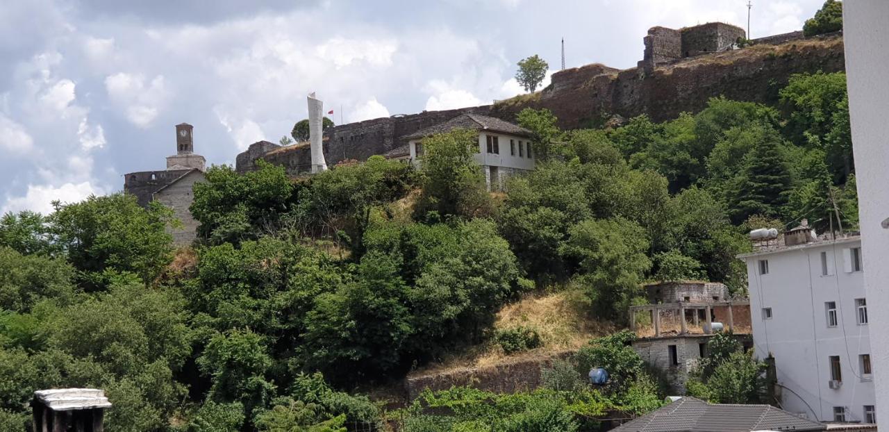 Silver Hill Guesthouse Gjirokastra Kültér fotó